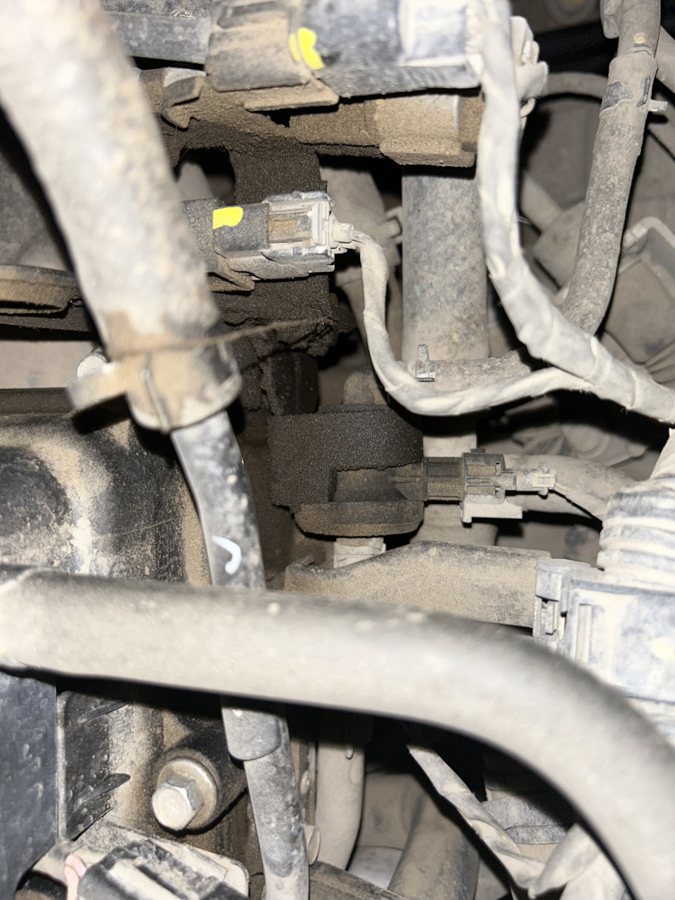 Потекла… — KIA Rio (3G), 1,6 л., 2015 года | поломка | DRIVE2