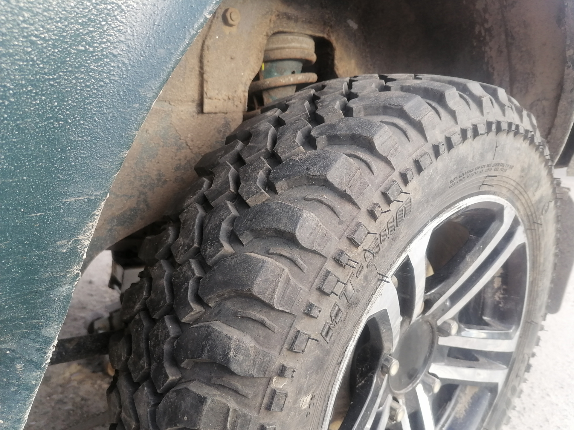 АТ, МТ? Или всё вместе — Lada 4x4 3D, 1,7 л, 2005 года | шины | DRIVE2