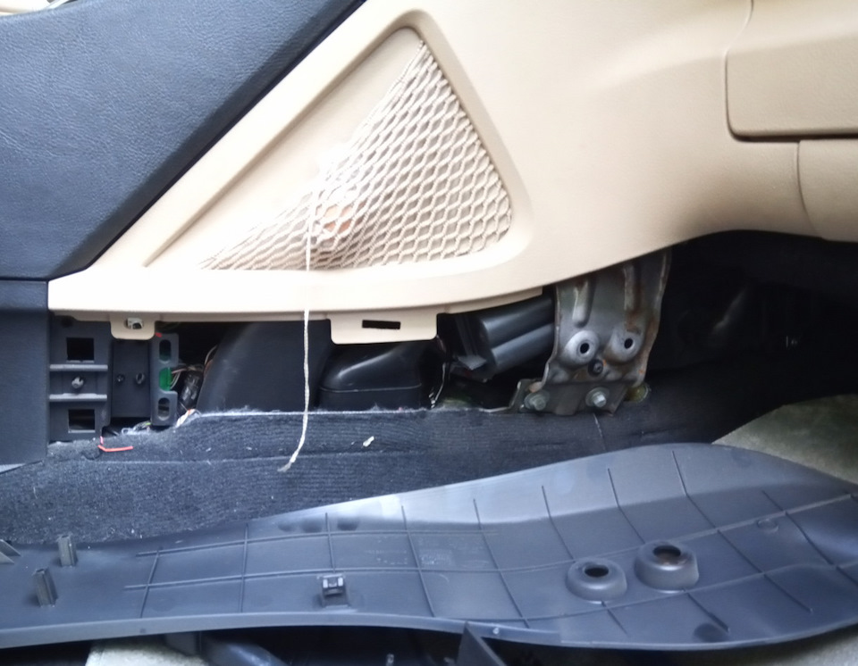 Фото в бортжурнале Ford Galaxy (Mk III)