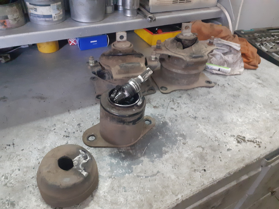 Замена подушек двигателя! — Honda Accord (7G), 2,4 л, 2007 года | визит ...