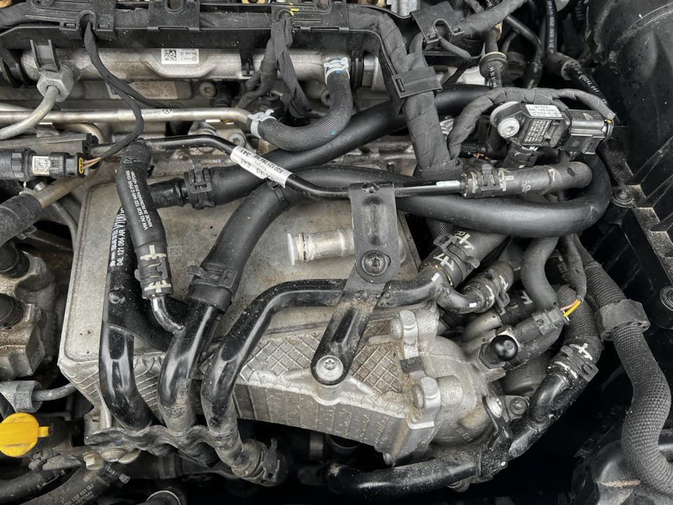 4. Замена впускного коллектора — Volkswagen Passat B8, 2 л, 2018 года ...