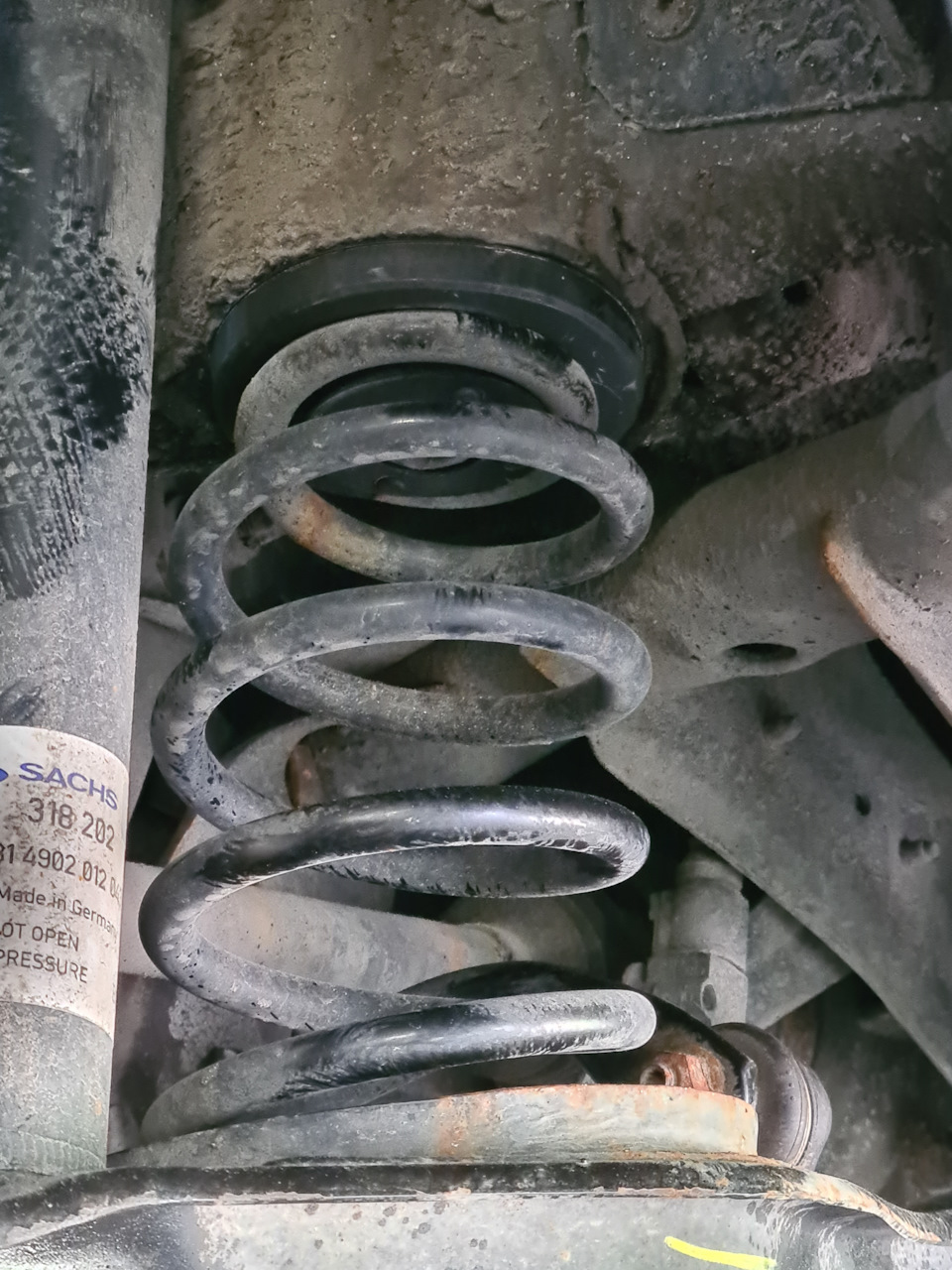 318203 Амортизатор для AUDI, SEAT, SKODA, VW SACHS | Запчасти на DRIVE2