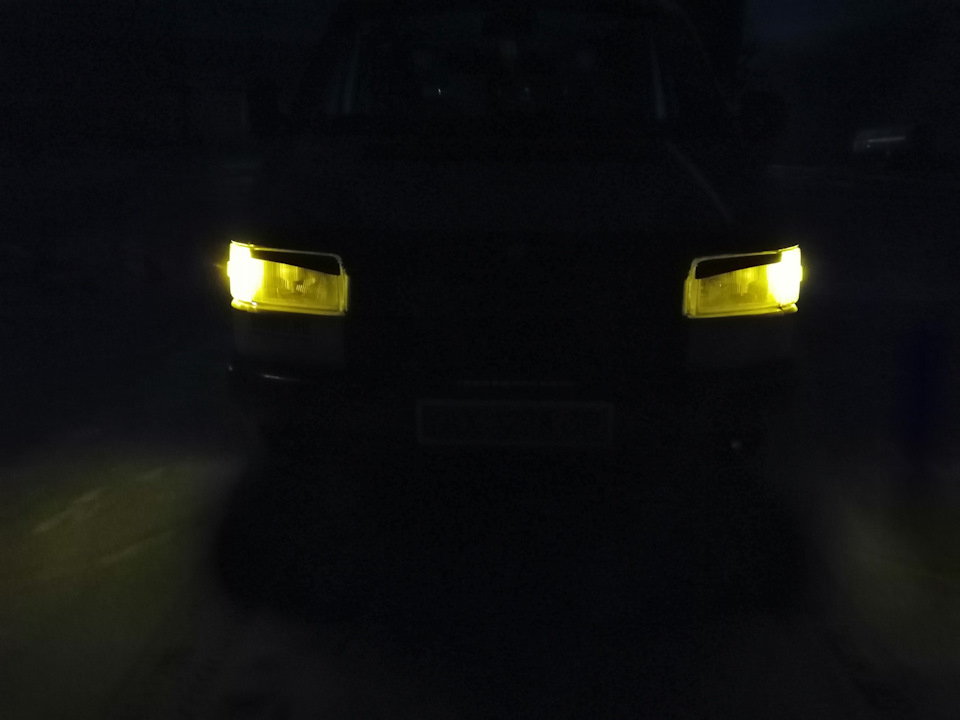 Дхо плюс. Лампы дневных ходовых огней man TGX 18t 4x2 2009 года. ДХО американки. BYU 15d ДХО плюс поворотник. Volkswagen Transporter t4 ночью светящиеся огни.