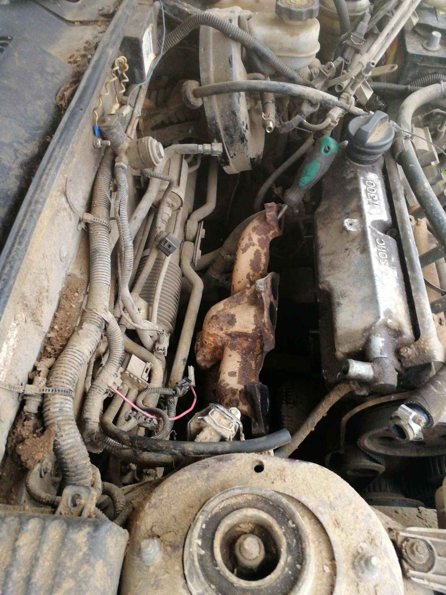 Шпилька выпуска обломилась — ЗАЗ Chance, 1,3 л., 2010 года | своими ...