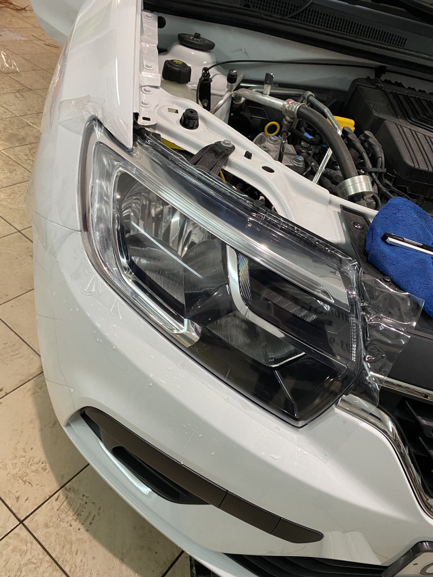 Тонировка + защита фар — Renault Logan (2G), 1,6 л, 2021 года | тюнинг ...