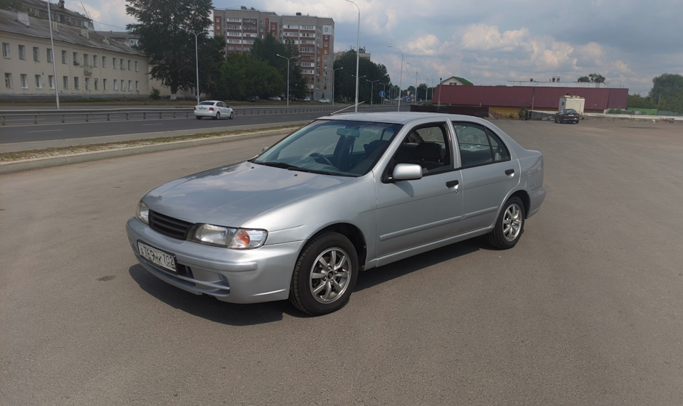 Замена передних тормозов — Nissan Pulsar (N15), 1,5 л, 2000 года | визит на сервис | DRIVE2