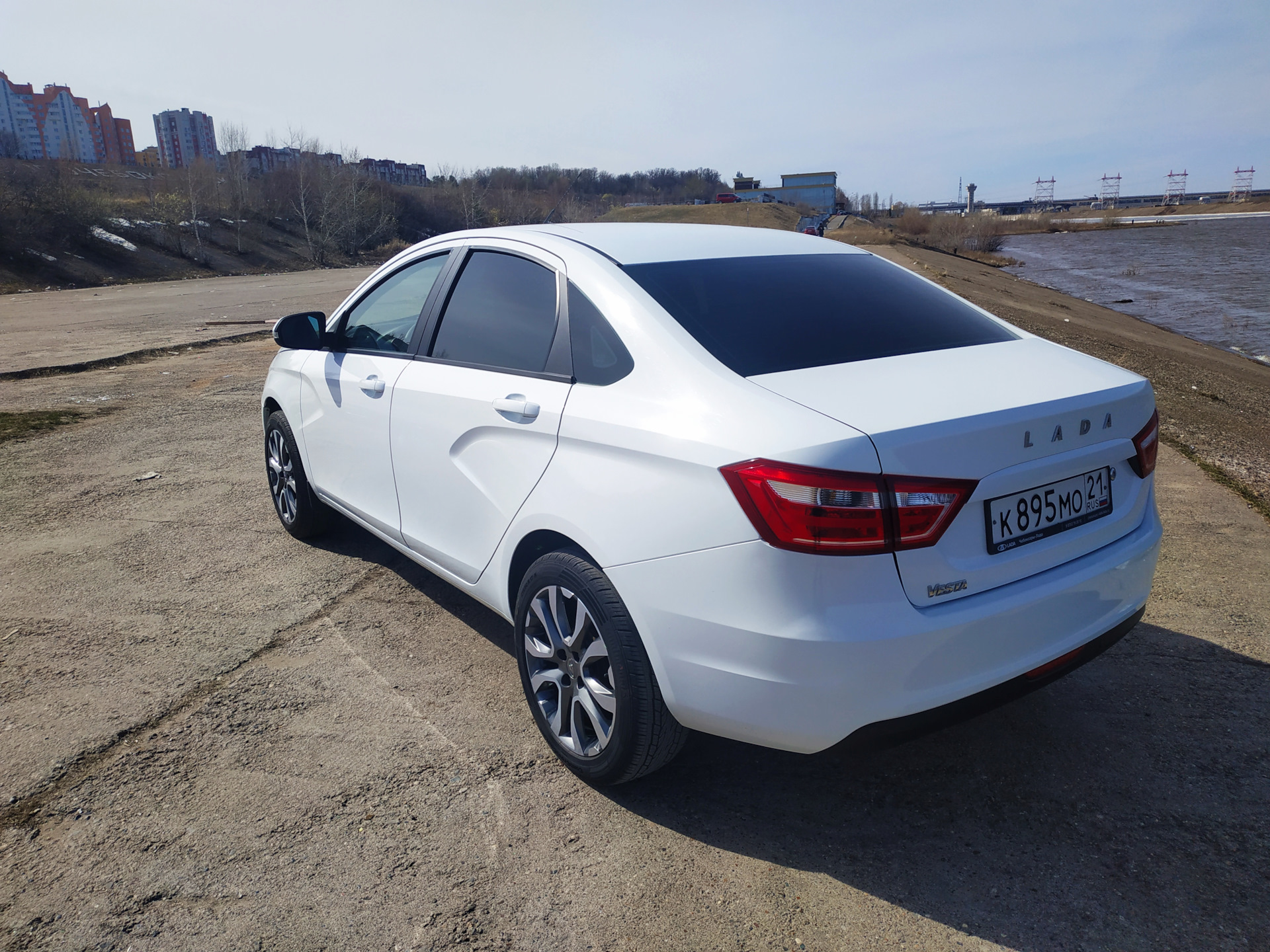 Lada Vesta r17 РѕС‚ XRAY