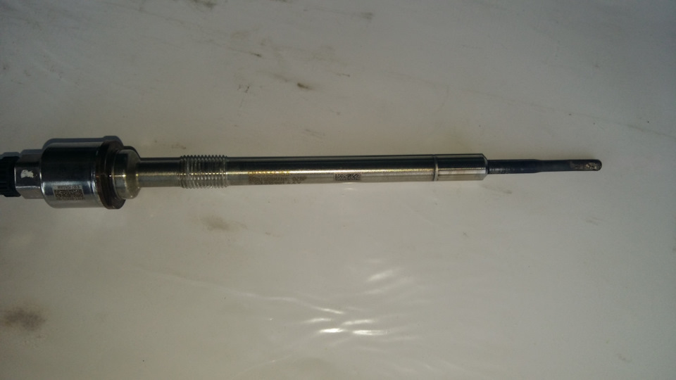 Свеча накала (с датчиком давления) — Opel Insignia (1G), 2 л, 2010 года ...