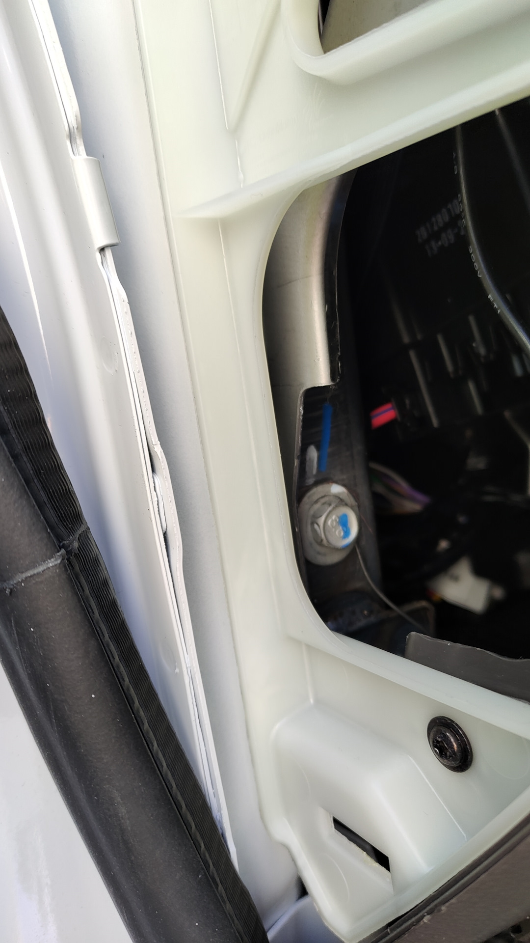 Скрытое подключение регистратора. — Chevrolet Cobalt (2G), 1,5 л, 2023 ...