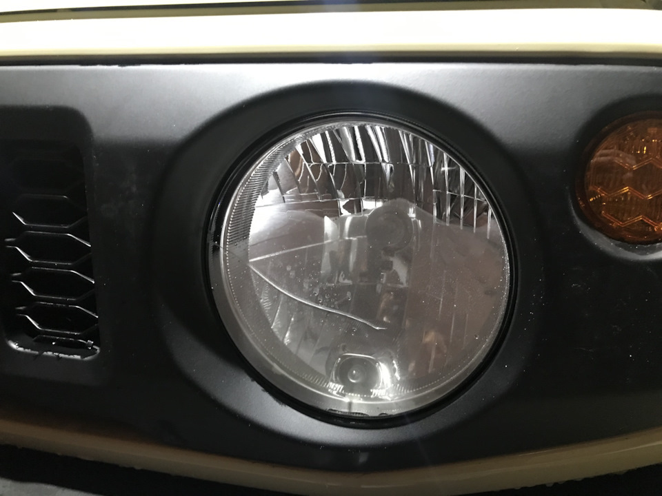 Замена стекла головной фары — Suzuki Jimny (2018), 1,5 л, 2020 года ...