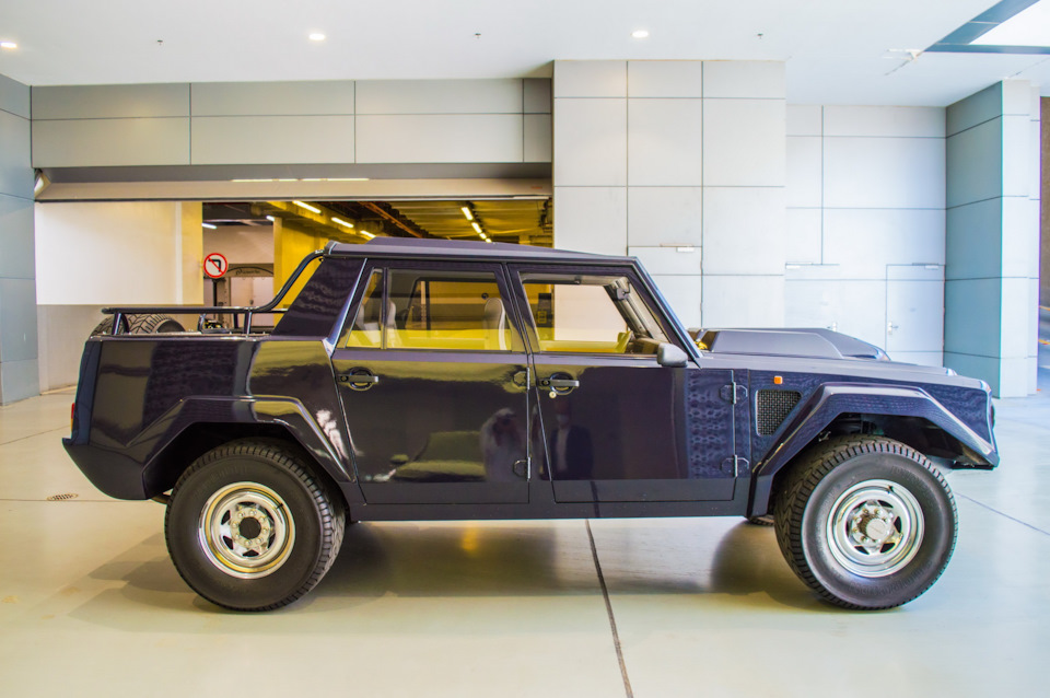 Lamborghini lm002 РІРѕРµРЅРЅС‹Р№