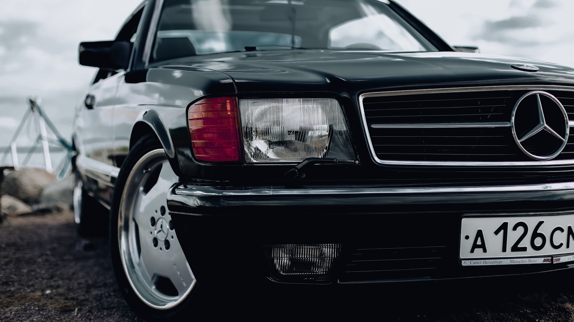 Mercedes-Benz SEC-Class (W126) 3.8 бензиновый 1984 | Араб на DRIVE2