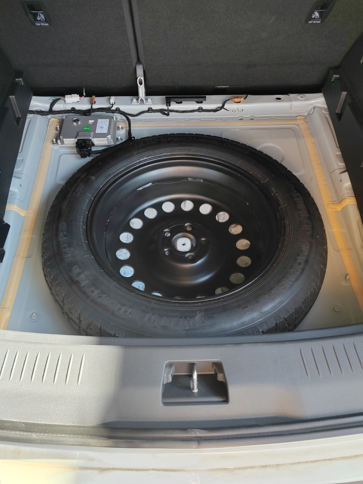 Фото в бортжурнале Hongqi HS3