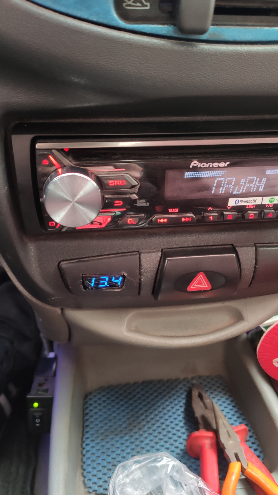 Свет+подогрев+печка После установки диода — Lada Калина седан