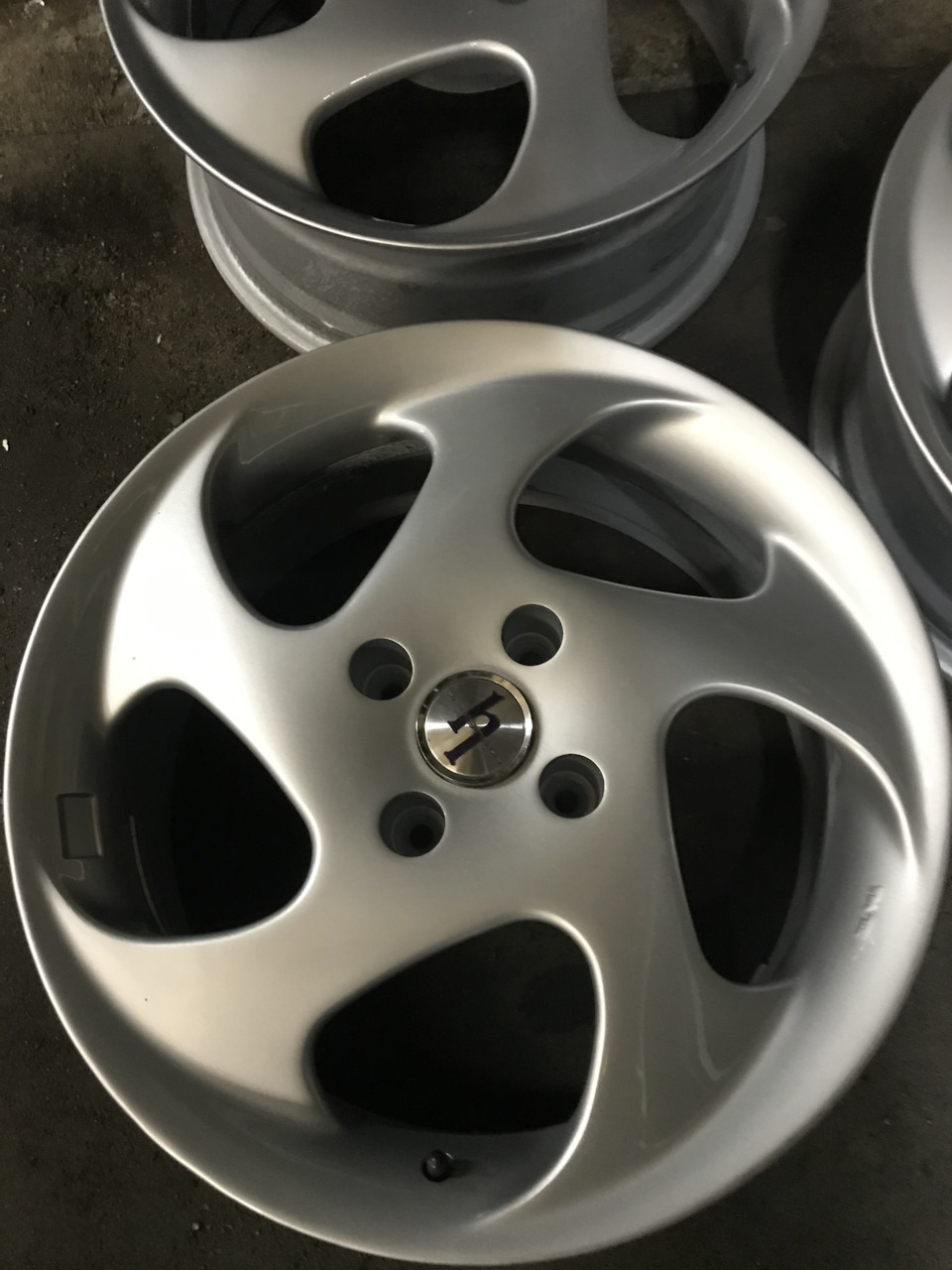 диски хонда аккорд 5. хонда аккорд на 20 дисках. хонда аккорд 5 разболтовка диски. Honda accord 7 r18. хонда аккорд на оригинальных дисках р 18.