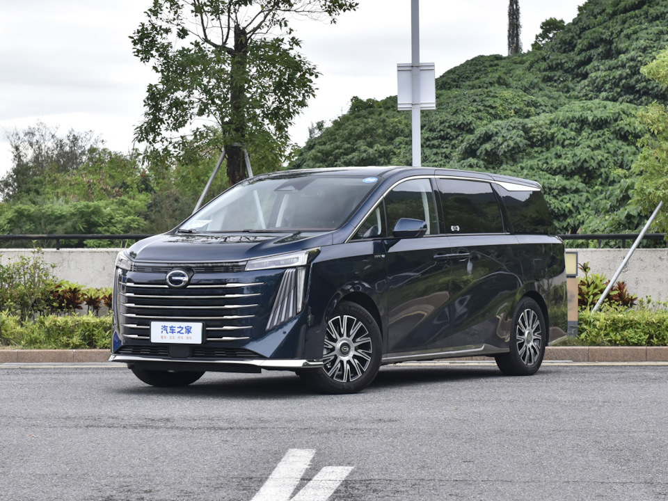 Gac m8. Минивэн Тойота альфард 2019. Тойота альфард 2017г. Toyota Alphard 2020. Alphard 2021.