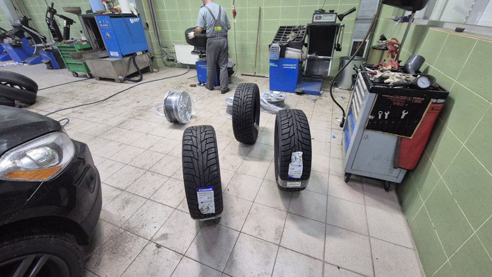 Фото в бортжурнале Volvo XC60 (1G)