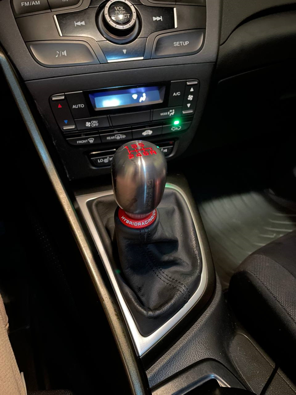 HYBRID RACING MAXIM SHIFT BOOT COLLAR — Honda Civic 5D (9G), 1,8 л