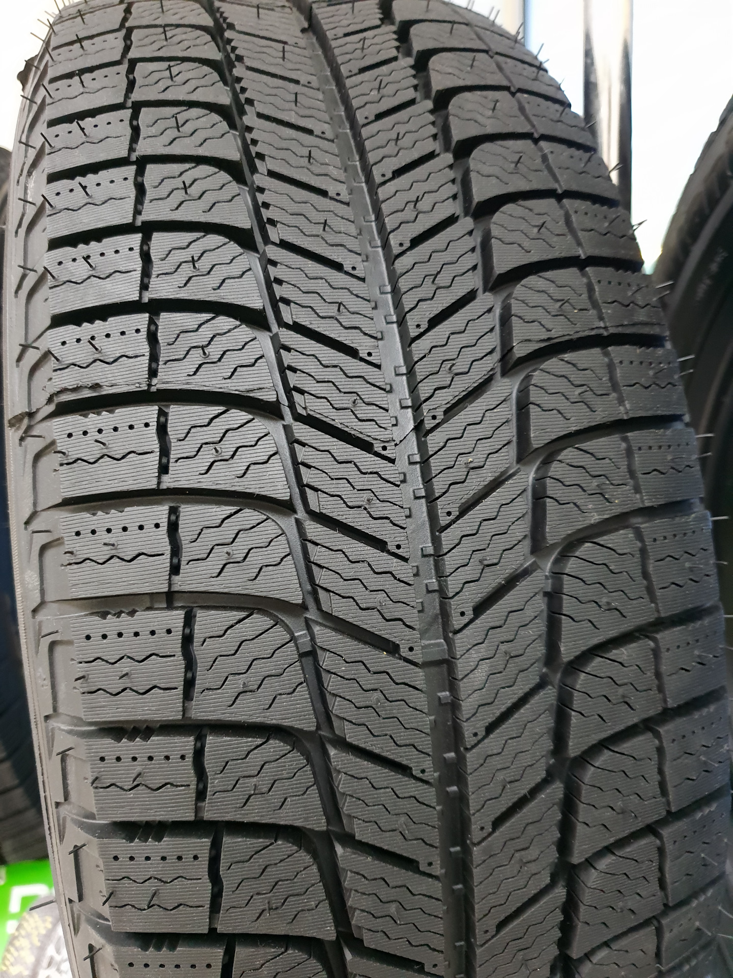 Michelin x ice 3 r15. Michelin x-Ice xi3. Мишлен x Ice 3. Мишлен x-Ice XI 3. X-Ice 3 XL Michelin.