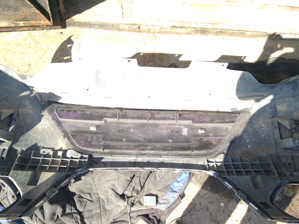 Установка защитной сетки в решетку бампера, установка в ПТФ галогеновых ...