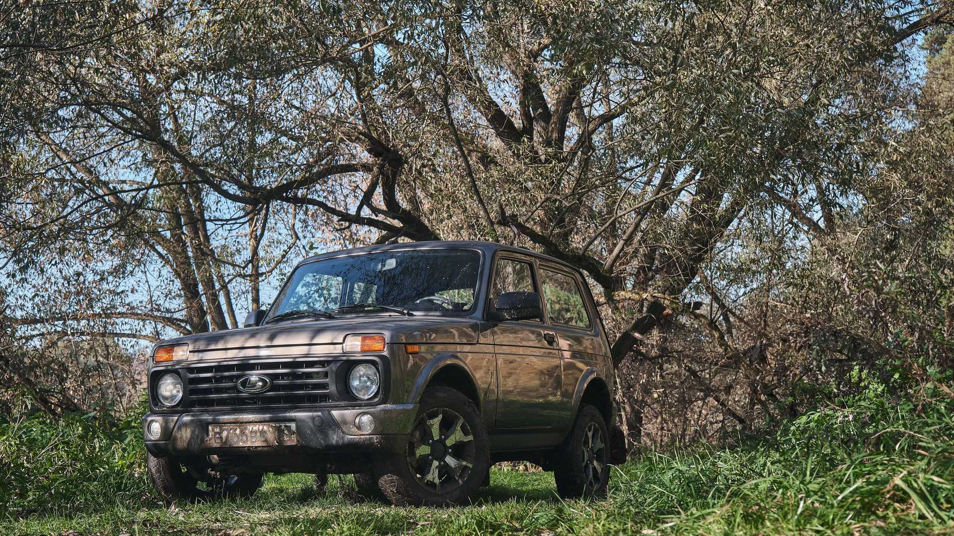 Нива стал. Niva Legend. Лада Нива легенд 2022. Лада Нива Классик 2022. Niva 2022.