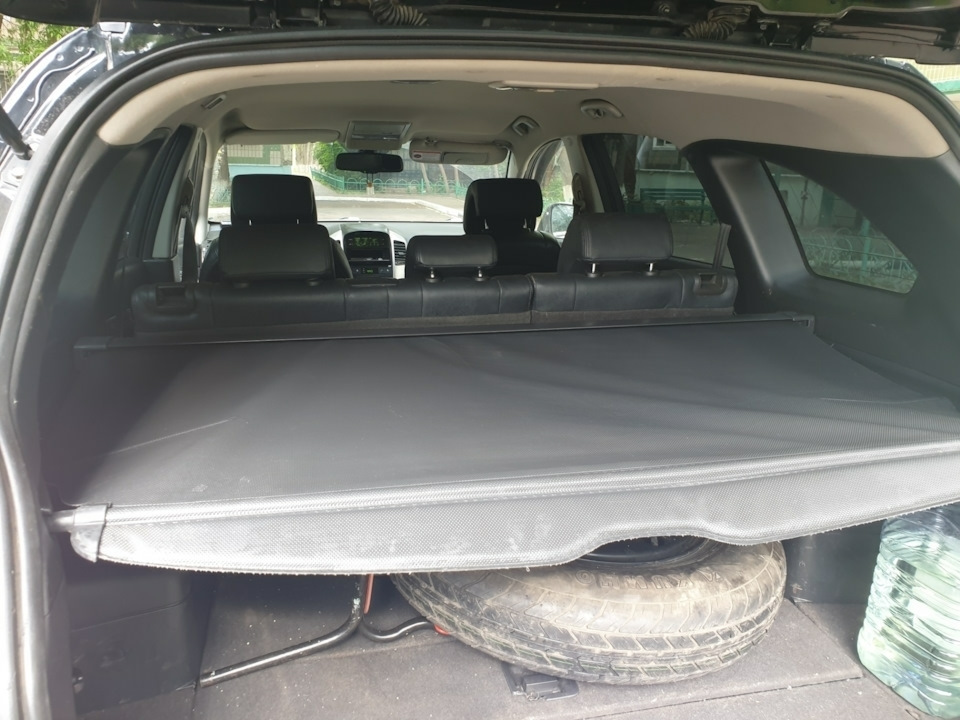Шторка давай до свидания — Chevrolet Captiva (1G), 2,4 л, 2010 года ...