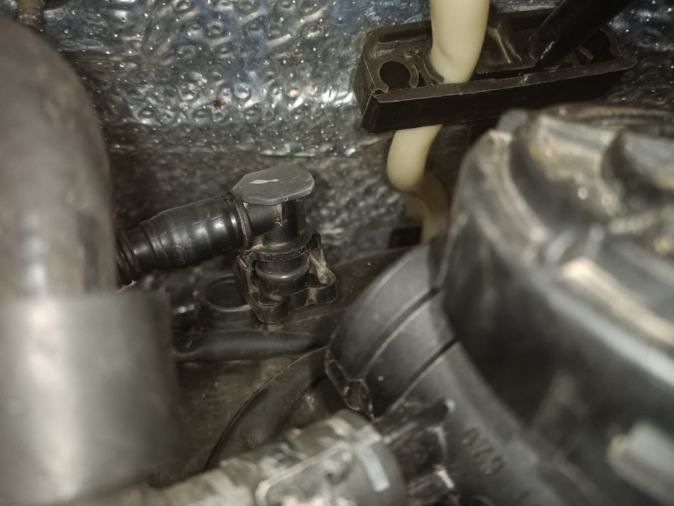 Проверка и чистка форсунок бензинового V8 на стенде — Volkswagen ...