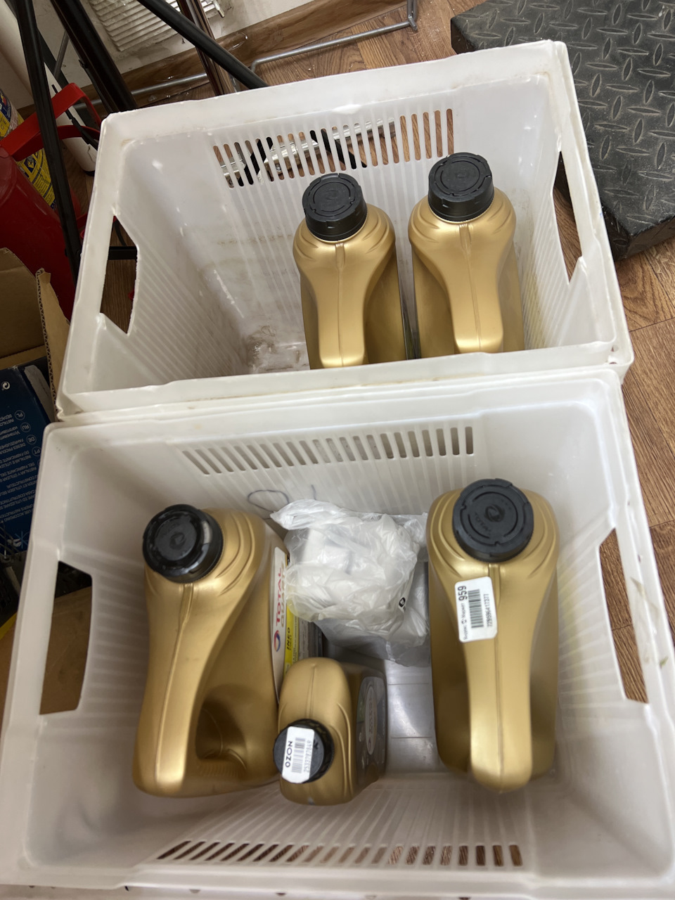 ТО 30 000 км. масло золотое, фильтра, переобувка на лето. — Opel Vivaro ...