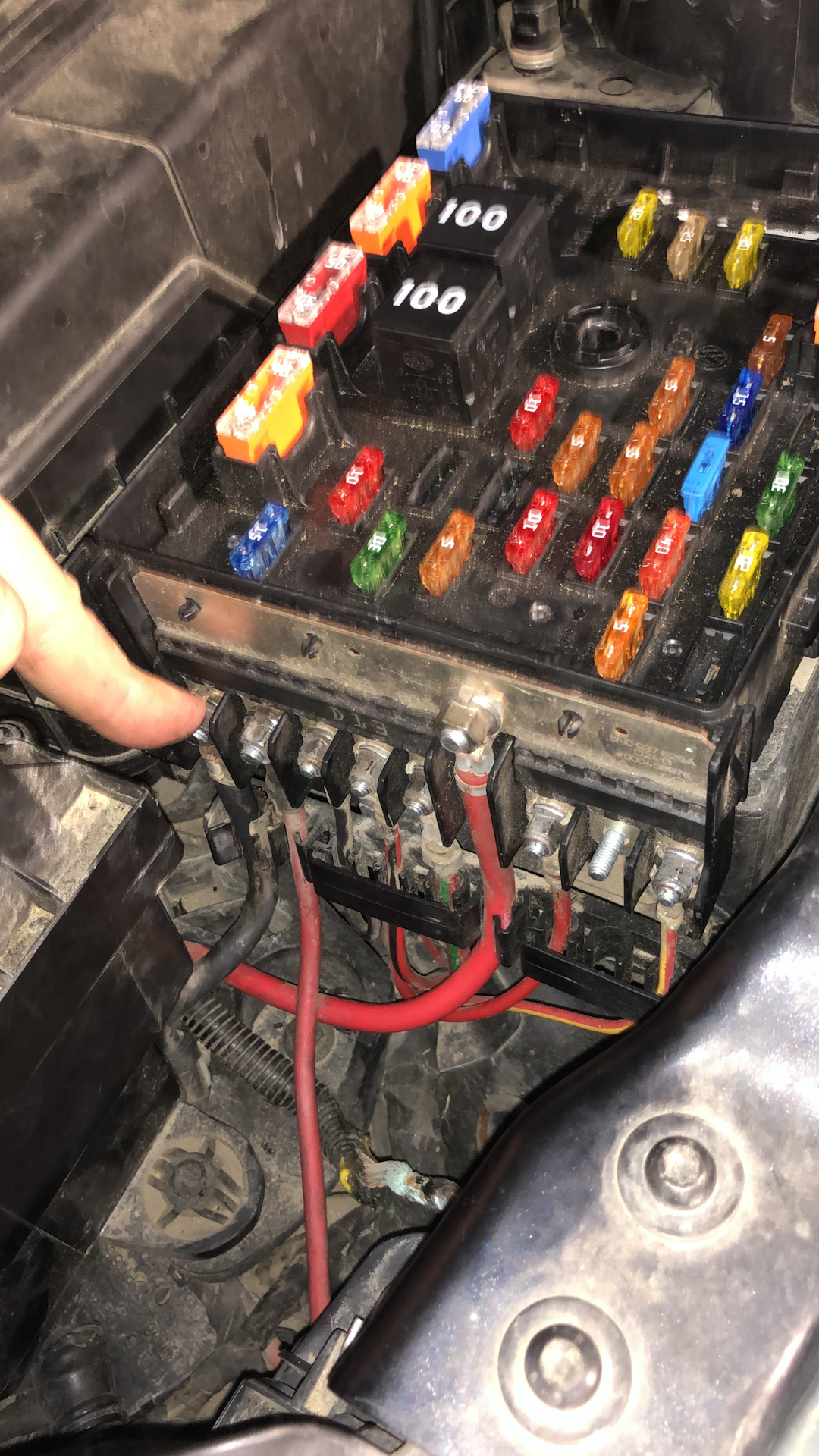 00668 клемма 30. 00668 клемма 30. 00668 клемма 30. Где идёт плюсовой провод на ауди 200. Клемма 15 мерседес.