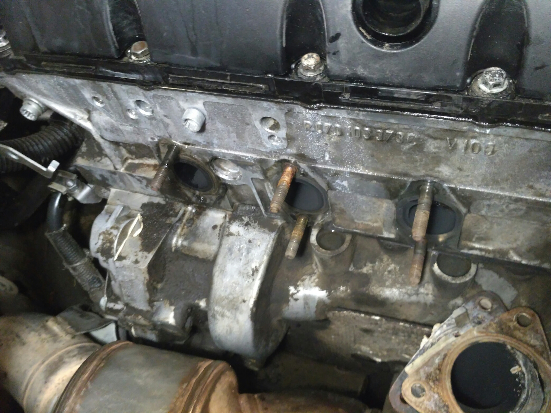 Как снять головку на туарег 2 5 Снял ГБЦ - Volkswagen Touareg (1G), 2,5 л, 2007 года своими руками DRIVE2