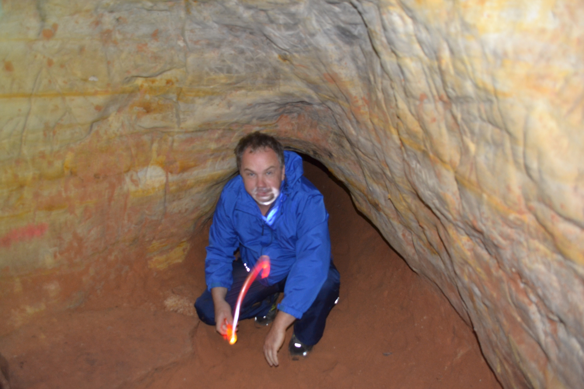 Работа в саблино. Уб саблино. Полевая практика спбгу саблино. Саблинские пещеры пещера штаны. Работа в саблино.