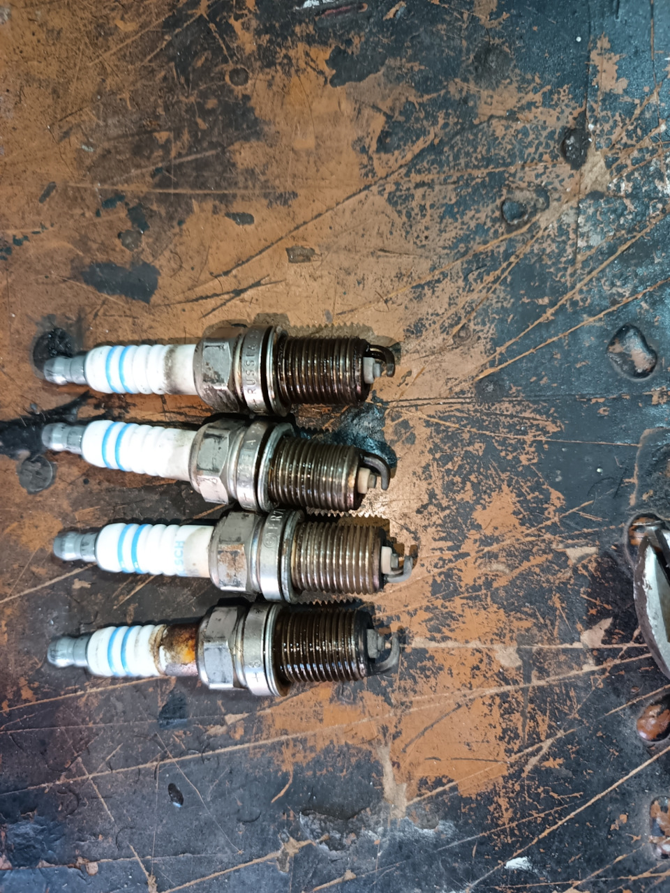 Бош прошёл почти 30к — Lada Granta