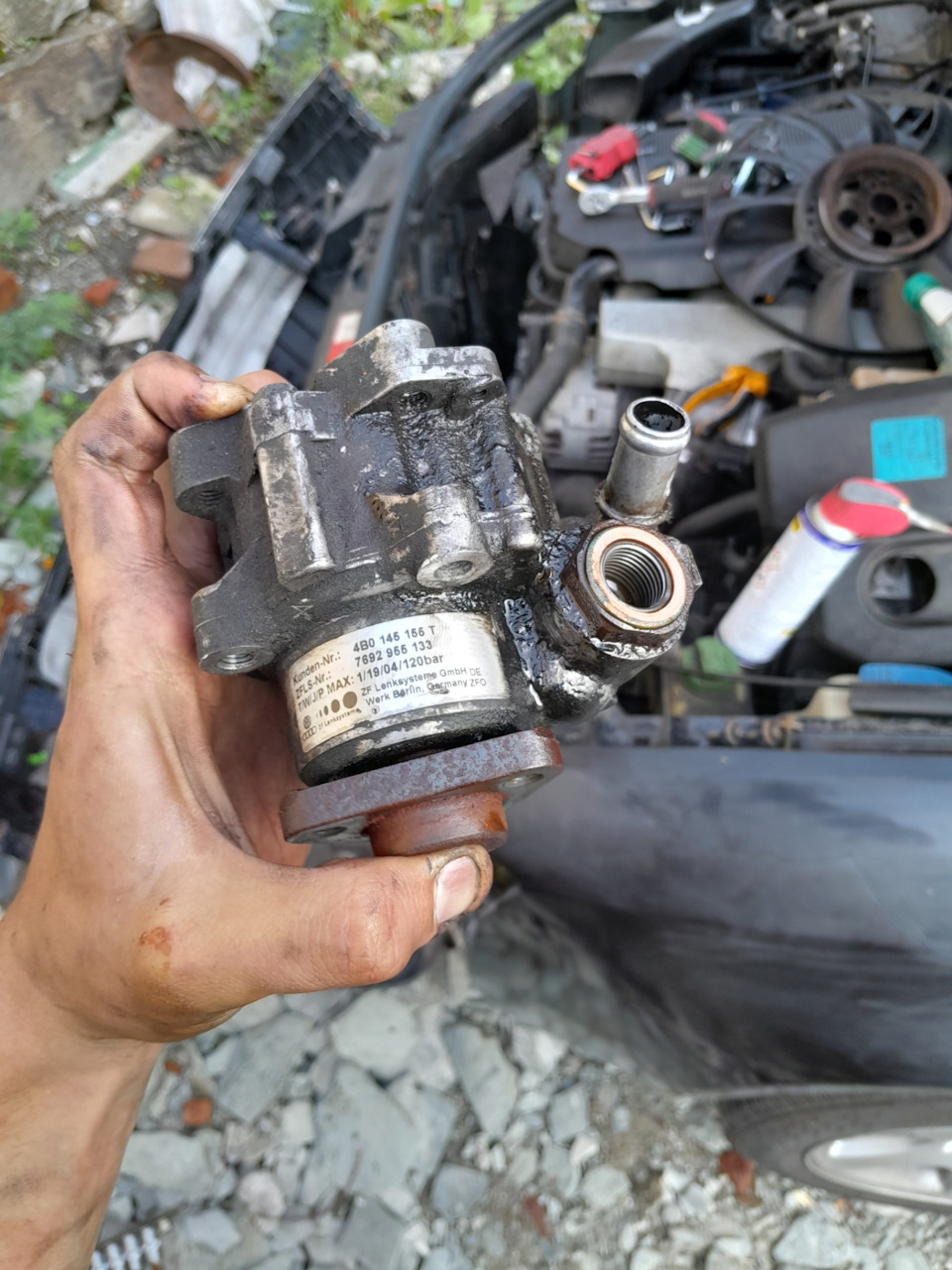 Замена насоса гидроусилителя и прокачка ГУРа — Audi A6 Avant (C5), 1,8 ...