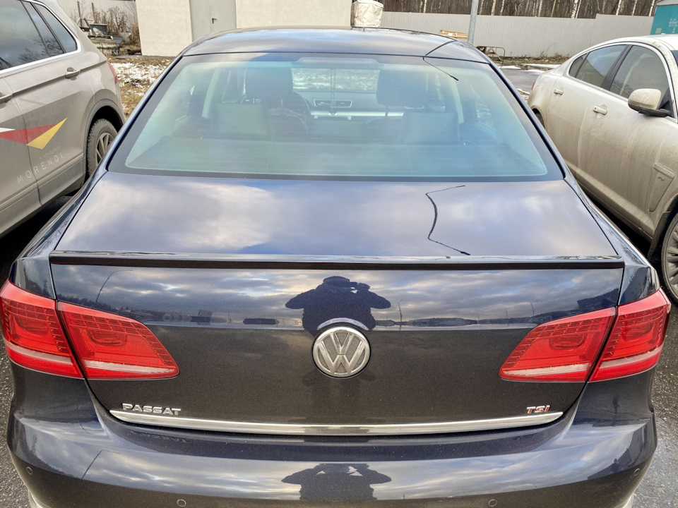 Спойлер — Volkswagen Passat B7, 1,8 л, 2012 года | стайлинг | DRIVE2