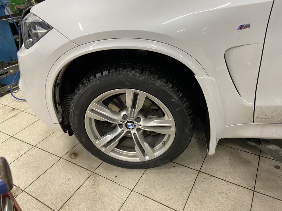 Брызговики с покраской — BMW X5 (F15), 3 л, 2018 года | своими руками ...