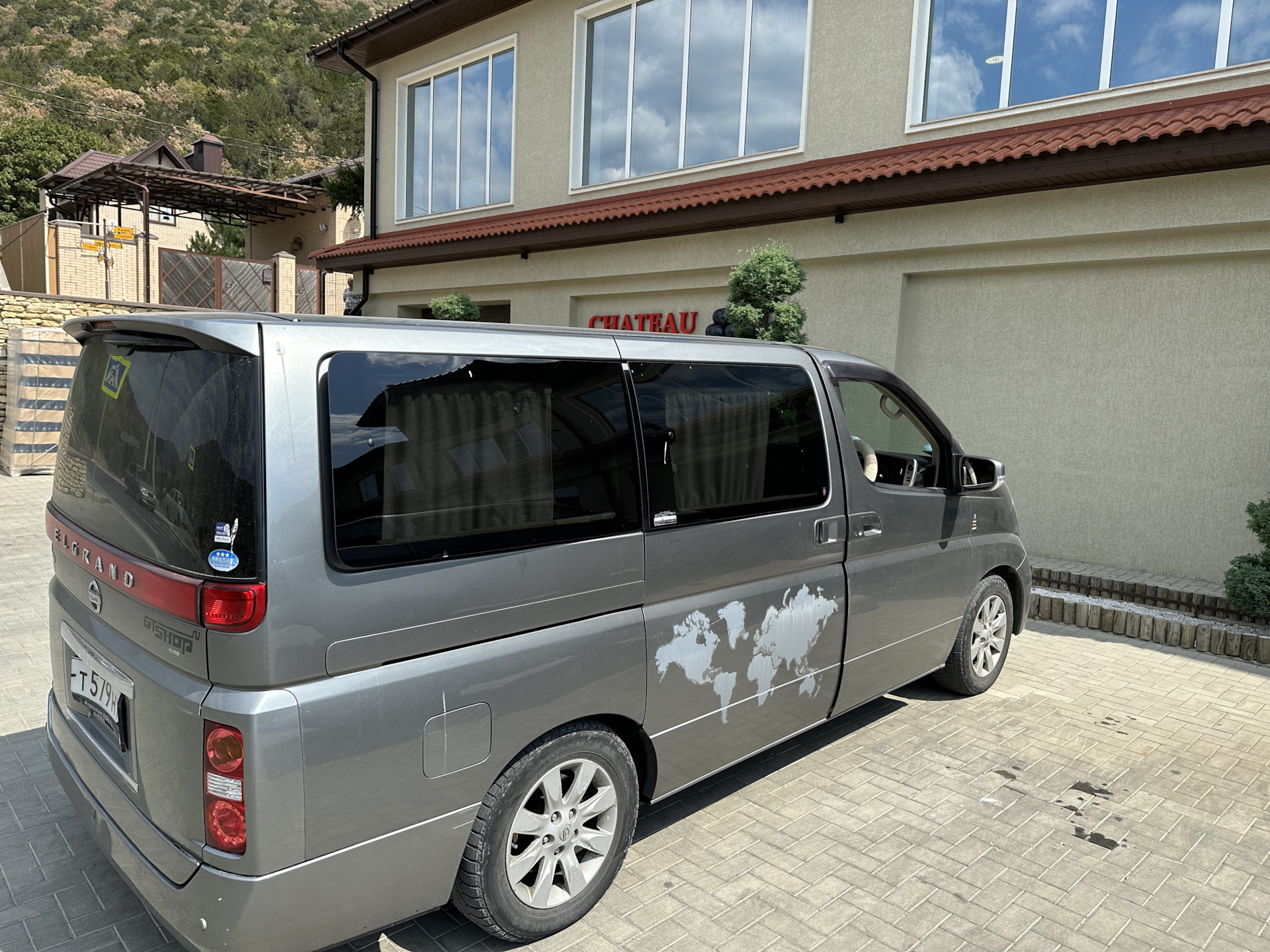 Nissan Elgrand e50 РјРёРЅРёРІСЌРЅ 5 РґРІ