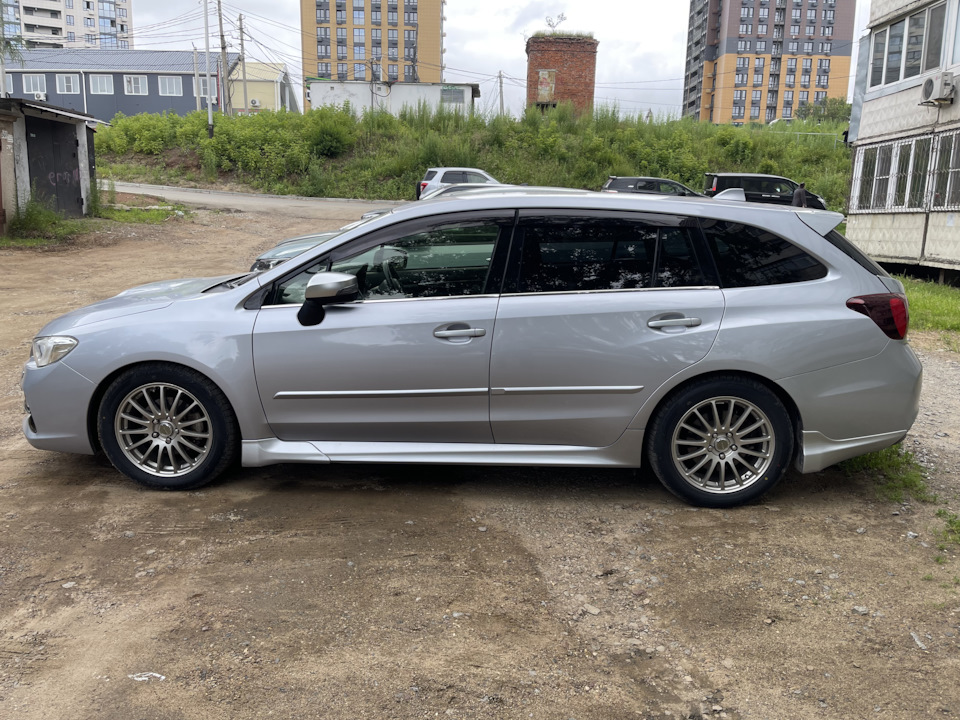 (WD010) SUBARU純正VVS + 215/55R17 激安！