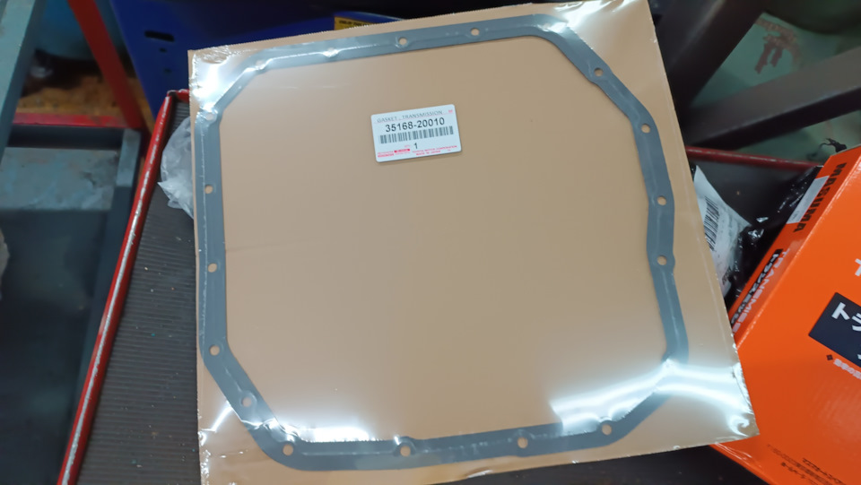 Фото в бортжурнале Toyota RAV4 (IV). Запчасти на фото: 3516820010