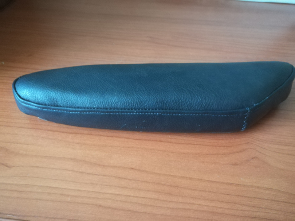 Левый подлокотник на дверь. — Lada Vesta (1G), 1,6 л, 2017 года ...