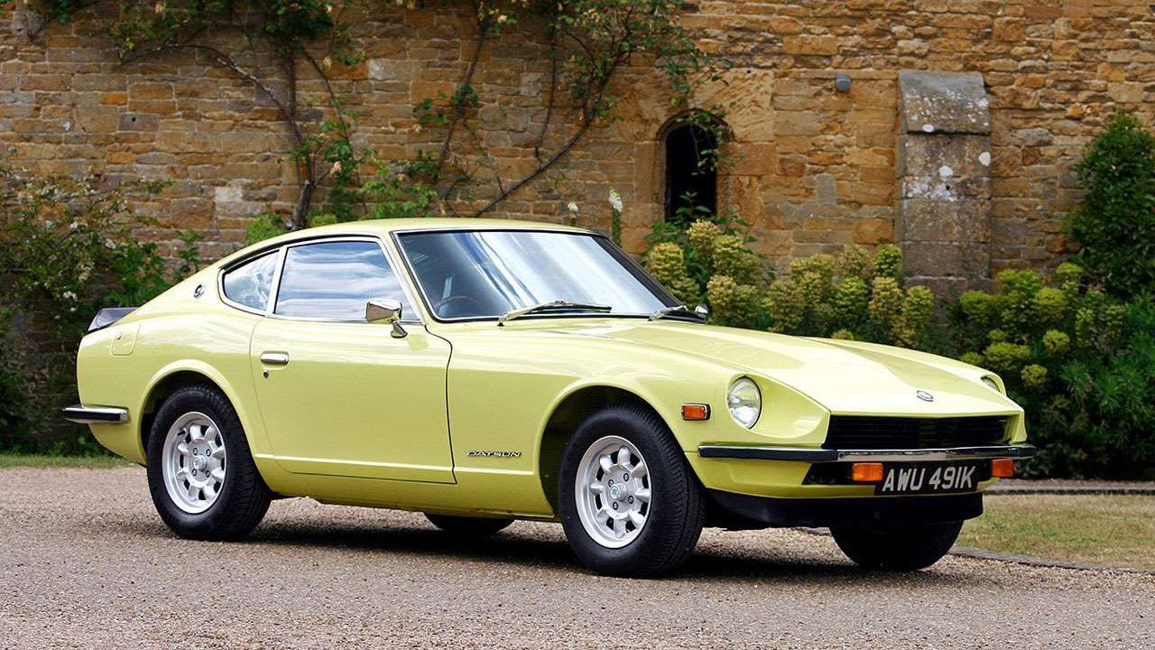 Datsun 240z Р¶С‘Р»С‚С‹Р№