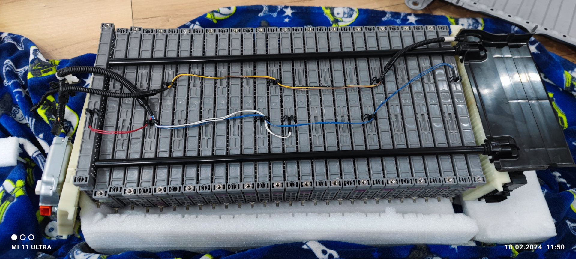 Печной радиатор 21120. Обогреватель масляный atlanta hot wind 3000. Батарея отопления рука. Холодный радиатор отопления. Прогрев радиатора.