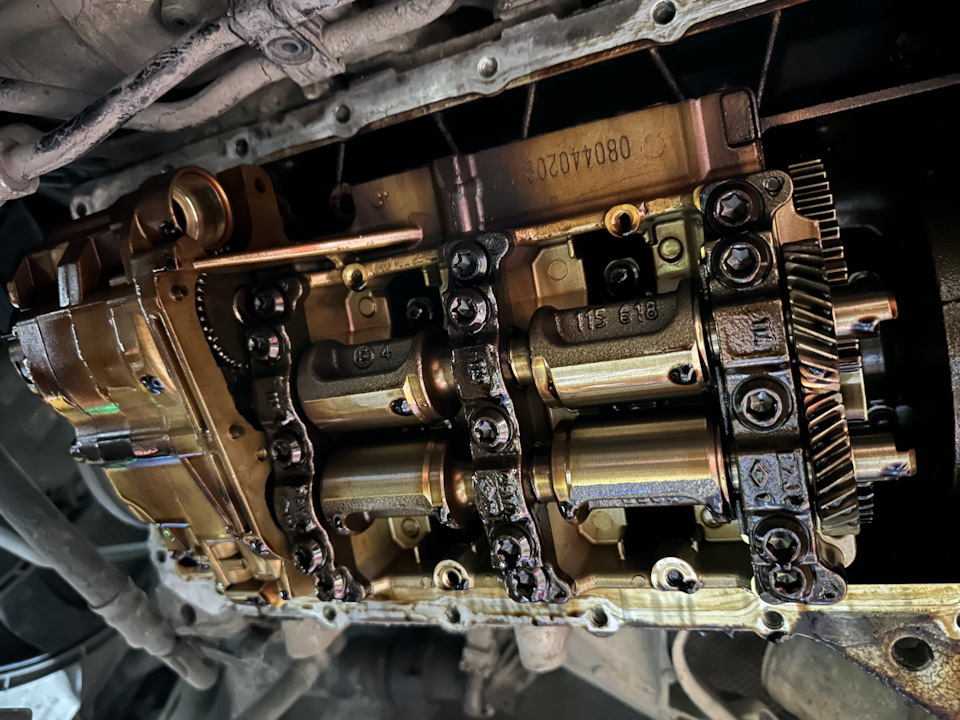 Замена маслоприемника — BMW 3 series (E90), 2 л, 2008 года | плановое ...