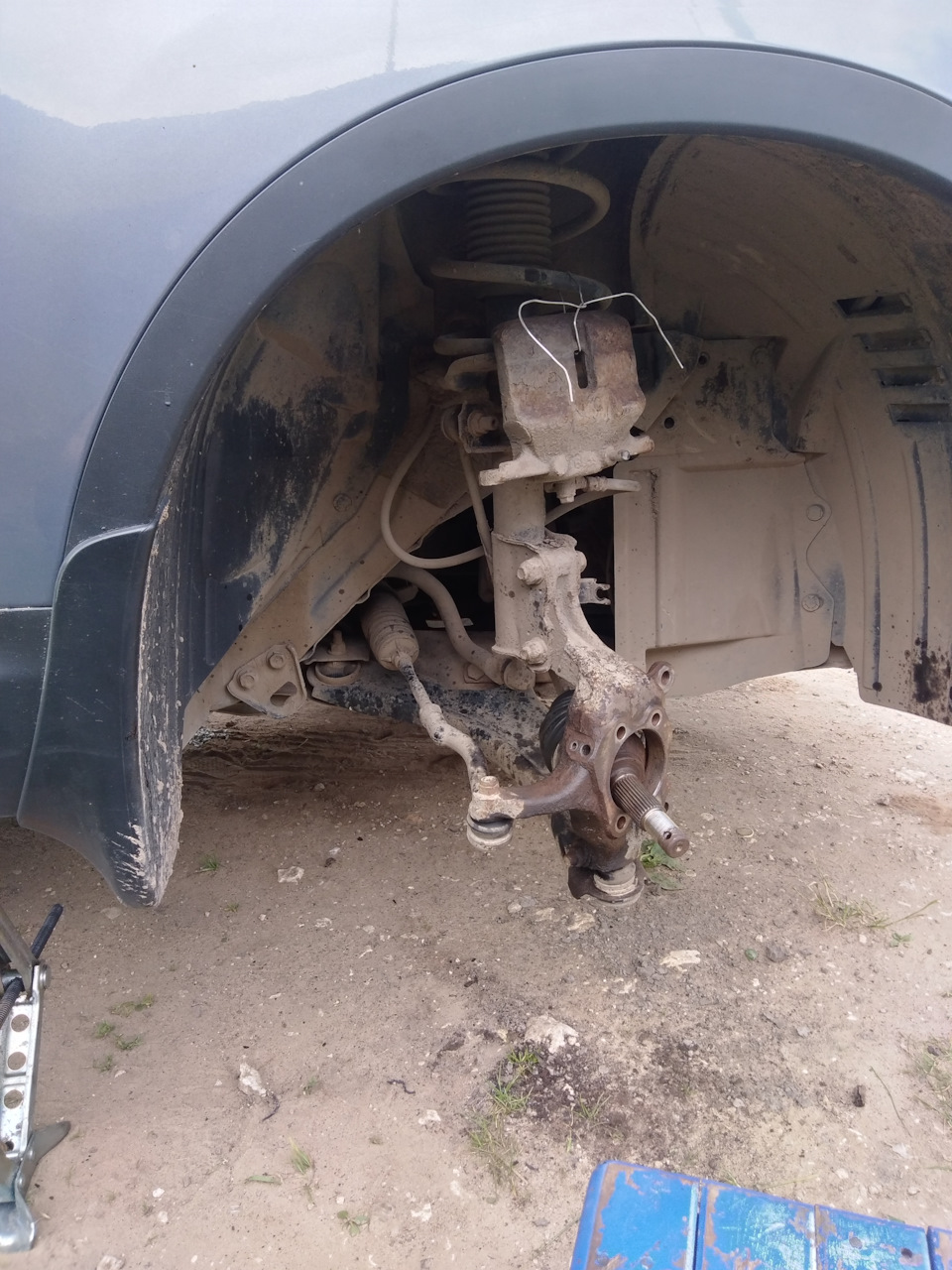 Замена передней ступицы — Nissan Qashqai (1G), 2 л, 2008 года | своими ...
