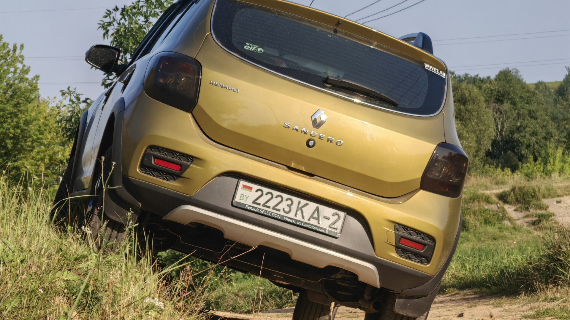 Renault Sandero Stepway (2G) 1.6 бензиновый 2016 | ЖелтОК!)¯_(ツ)_/¯ на  DRIVE2