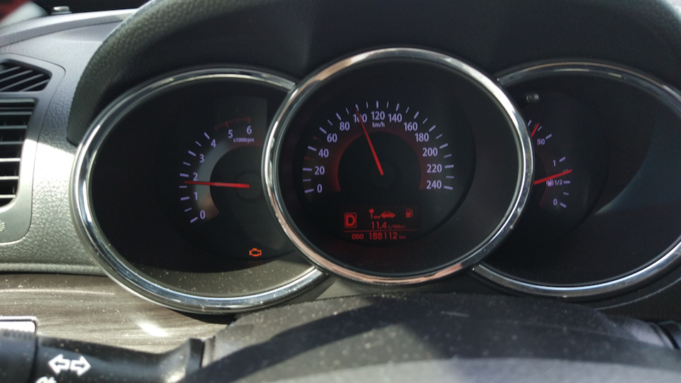 Фото в бортжурнале KIA Sorento (2G)