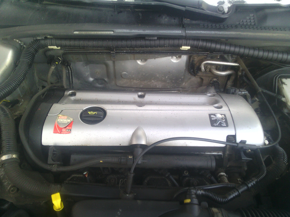 Замена модуля зажигания и свечей. — Peugeot 406, 1,8 л, 2001 года ...