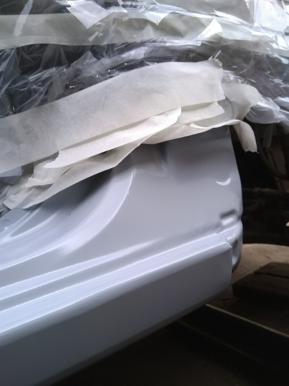 на что клеится датчик дождя на лобовое стекло