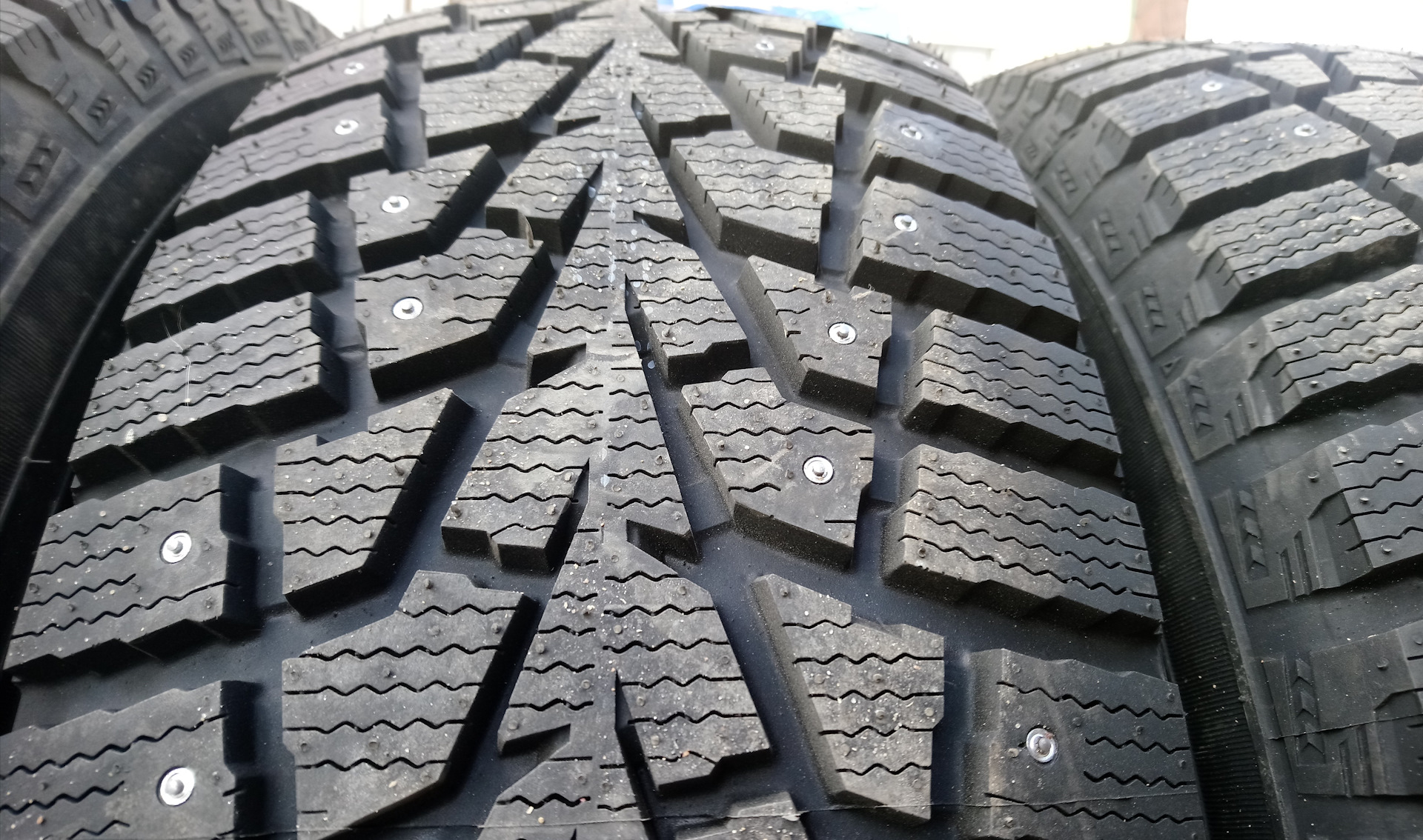 Китайская резина зимняя. Maxxis Arctictrekker ns3. Шины Maxxis Arctictrekker ns3. Maxxis Arctictrekker ns3 225/65 r17 102t. Maxxis 225/65 r17 102t ns3.