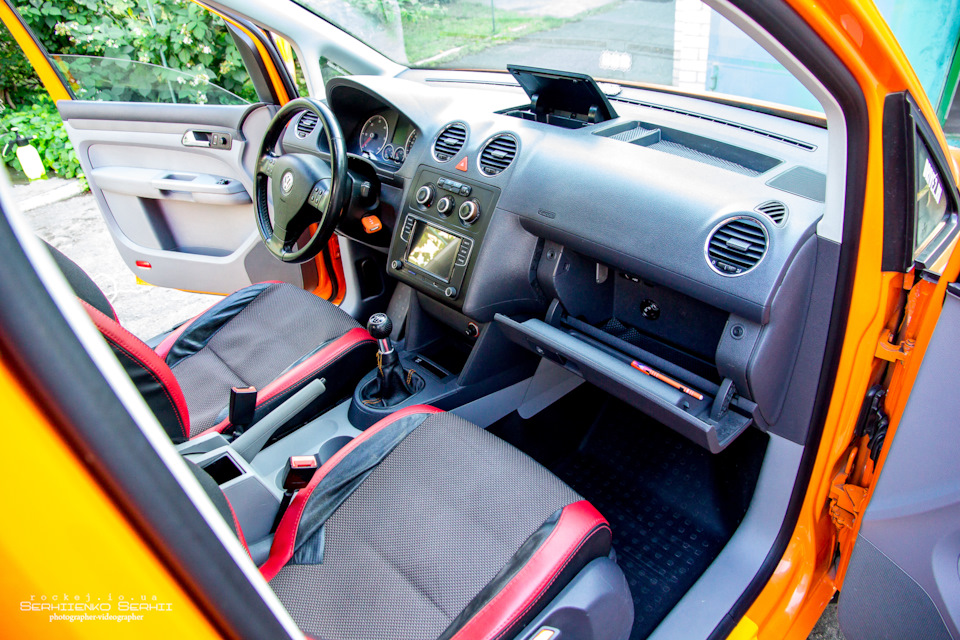 Photo from the logbook Volkswagen Caddy (3G)