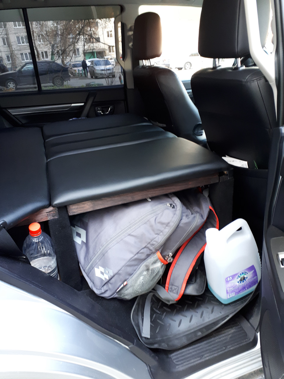 Фото в бортжурнале Mitsubishi Pajero (4G)